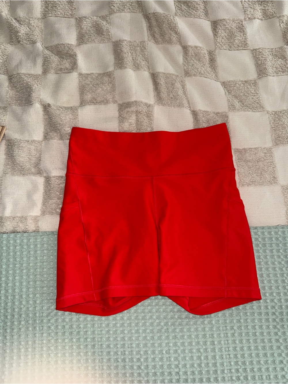 Athleta Interval Stash 5” Short size M
